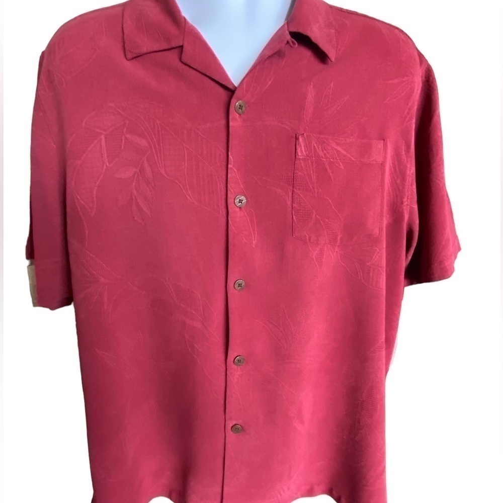 TOMMY BAHAMA 100% Silk Maroon Floral Tropical Aloha Hawaiian Shirt Men L Large